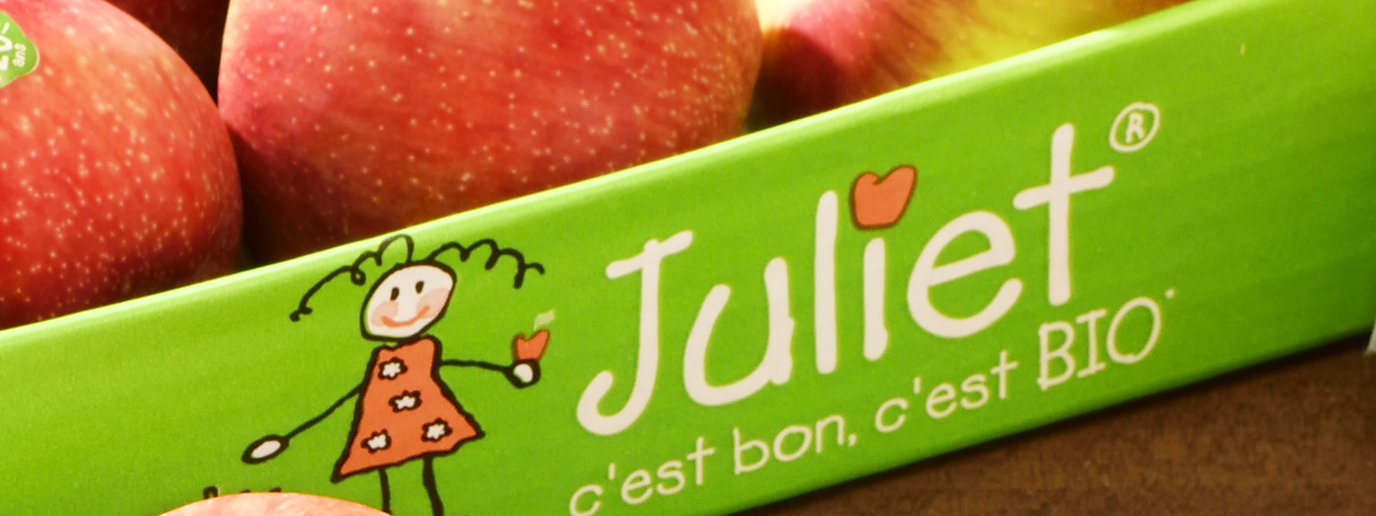 The beautiful story of a100% French Organic apple